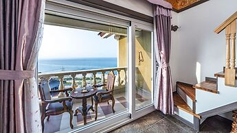Gangneung Pension Sea and - Pet Friendly