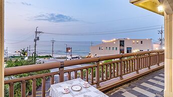 Gangneung Pension Sea and - Pet Friendly