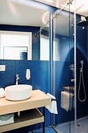 Air Rooms Rome Airport by HelloSky