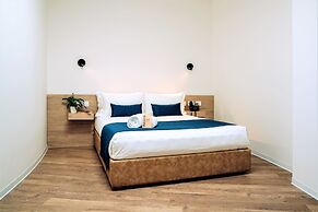 Air Rooms Rome Airport by HelloSky