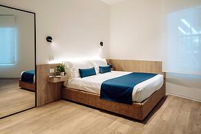 Air Rooms Rome Airport by HelloSky