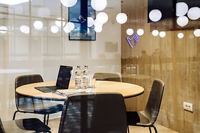 Air Rooms Rome Airport by HelloSky