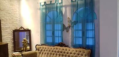 Sun Helios Garden Studios