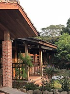 Village B&B