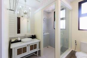 Content Villa Chiang Mai