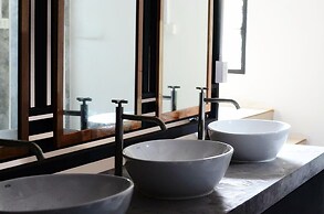 Best Stay Hostel At Lanta