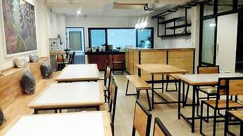 Best Stay Hostel At Lanta