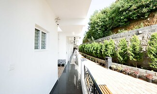 Treebo Skydale Inn & Suites With Mountain View