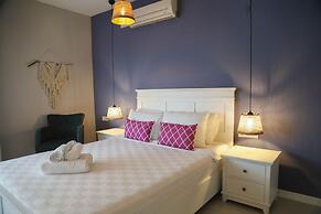 Elda Koyici Alacatı