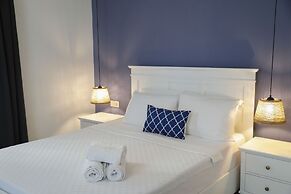 Elda Koyici Alacatı