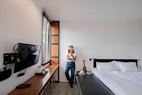 Book a Bed Poshtel - Hostel