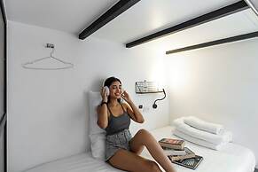 Book a Bed Poshtel - Hostel