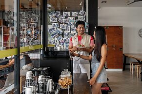 Book a Bed Poshtel - Hostel