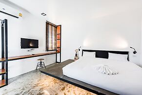 Book a Bed Poshtel - Hostel