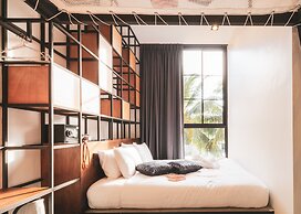 Book a Bed Poshtel - Hostel