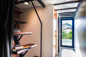 Book a Bed Poshtel - Hostel