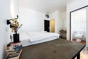 Book a Bed Poshtel - Hostel