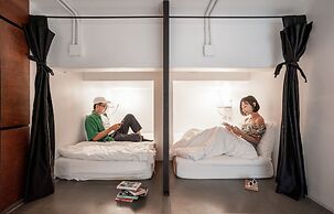 Book a Bed Poshtel - Hostel