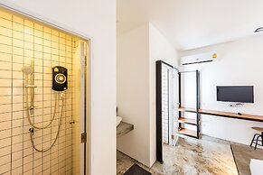 Book a Bed Poshtel - Hostel