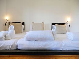 Book a Bed Poshtel - Hostel