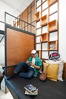 Book a Bed Poshtel - Hostel