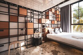 Book a Bed Poshtel - Hostel