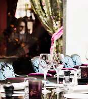 Dorsia Hotel & Restaurant
