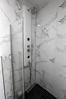 Clementine Suits Sigacik