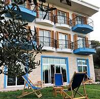 Clementine Suits Sigacik