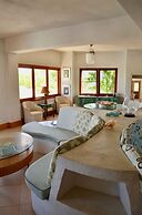 Villas at Indigo Reef