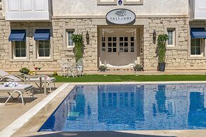 Salbakos Herakleia Boutique Hotel