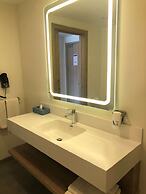 Park Inn by Radisson Istanbul Airport Odayeri Hotel