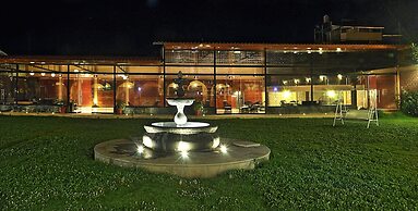 Qasana Plaza Calca