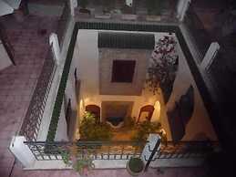 Nadir Home Riad