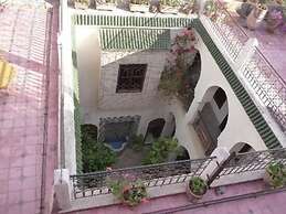 Nadir Home Riad