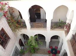 Nadir Home Riad