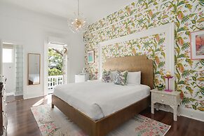 Marrero's Guest Mansion