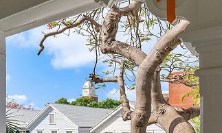 Marrero's Guest Mansion