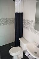 Wonderland Hostel By GB Collection