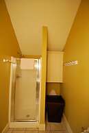 The Oriole - Studio Apartment, Sleeps 2