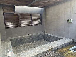 YA-NOLD Hot Spring Hotel