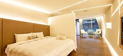 YA-NOLD Hot Spring Hotel