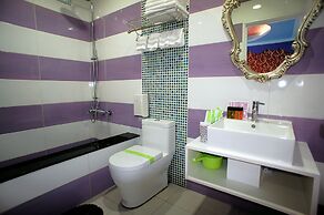 St. Petersburg Manor