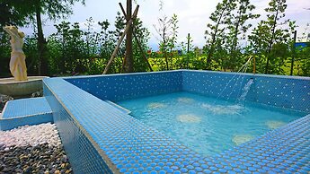 St. Petersburg Manor