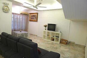 Bukit Tinggi Klang - Cozy Home