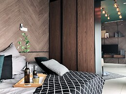 Wong's Homestay at Regalia Residence