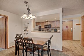 Roomy Condo With Great Amenities - VS643 by RedAwning