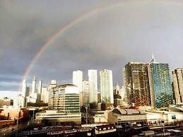 Southern Cross CBD Apartment