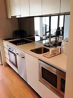 Southern Cross CBD Apartment