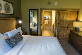 Newly updated in Canyons Village Next to Slopes by RedAwning - Save 20